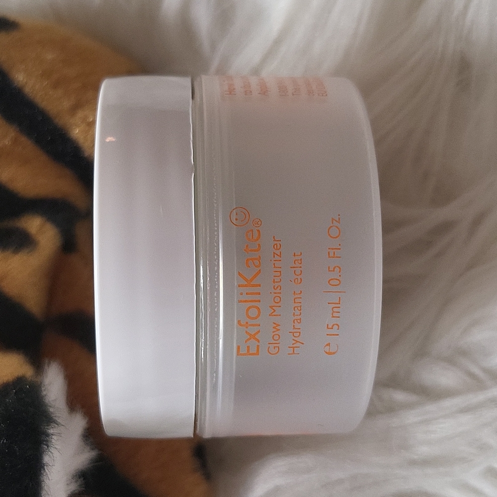 5 for $20 Kate Somerville ExfoliKate Glow Moisturizer deluxe sample 15ml/0.5oz